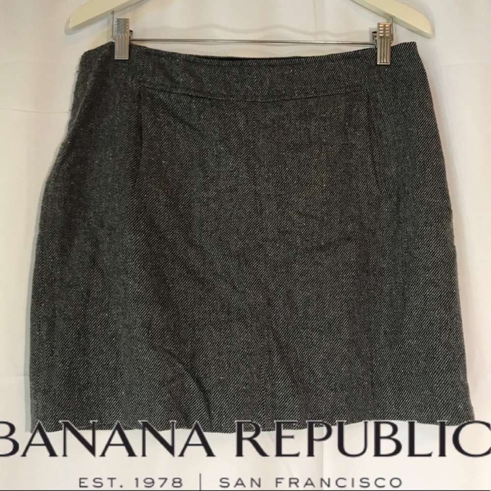 Banana Republic | Twead Mini Skirt | Size 10